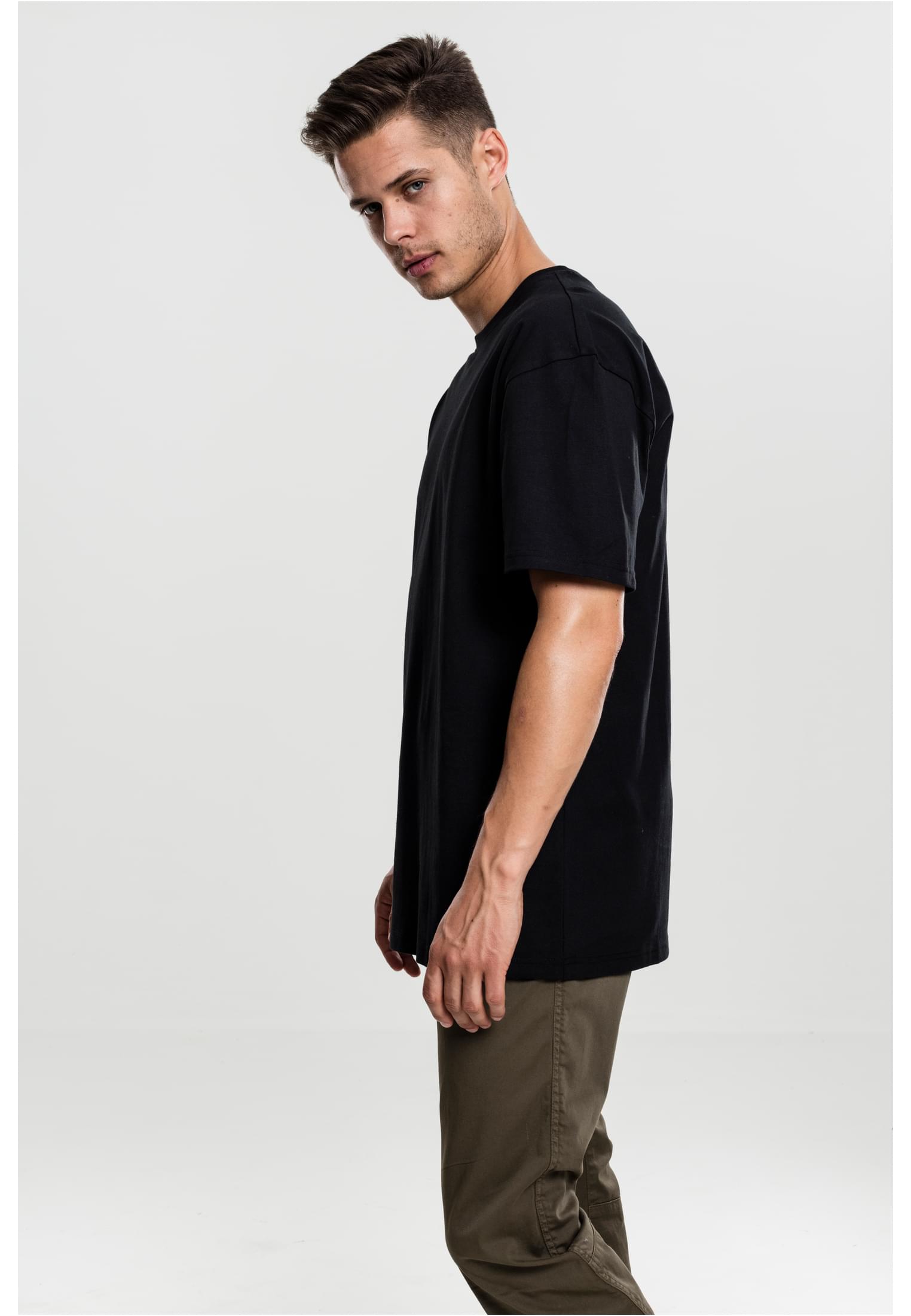 T-Shirts Heavy Oversized Tee in Farbe black